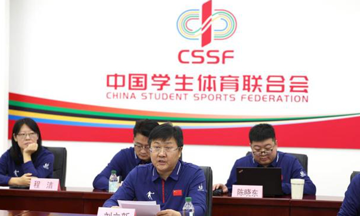 他在场上的